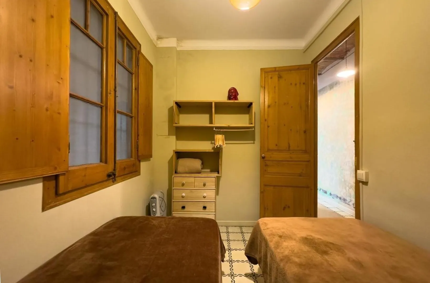 Ferienwohnung Fuer 3 Personen Ca 65 Qm In Barcelona-Gracia, Costa Brava Costa Del Maresme 0*, Barcelona Spain