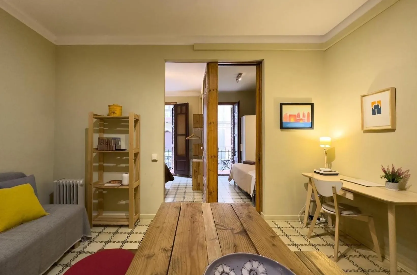 Ferienwohnung Fuer 3 Personen Ca 65 Qm In Barcelona-Gracia, Costa Brava Costa Del Maresme