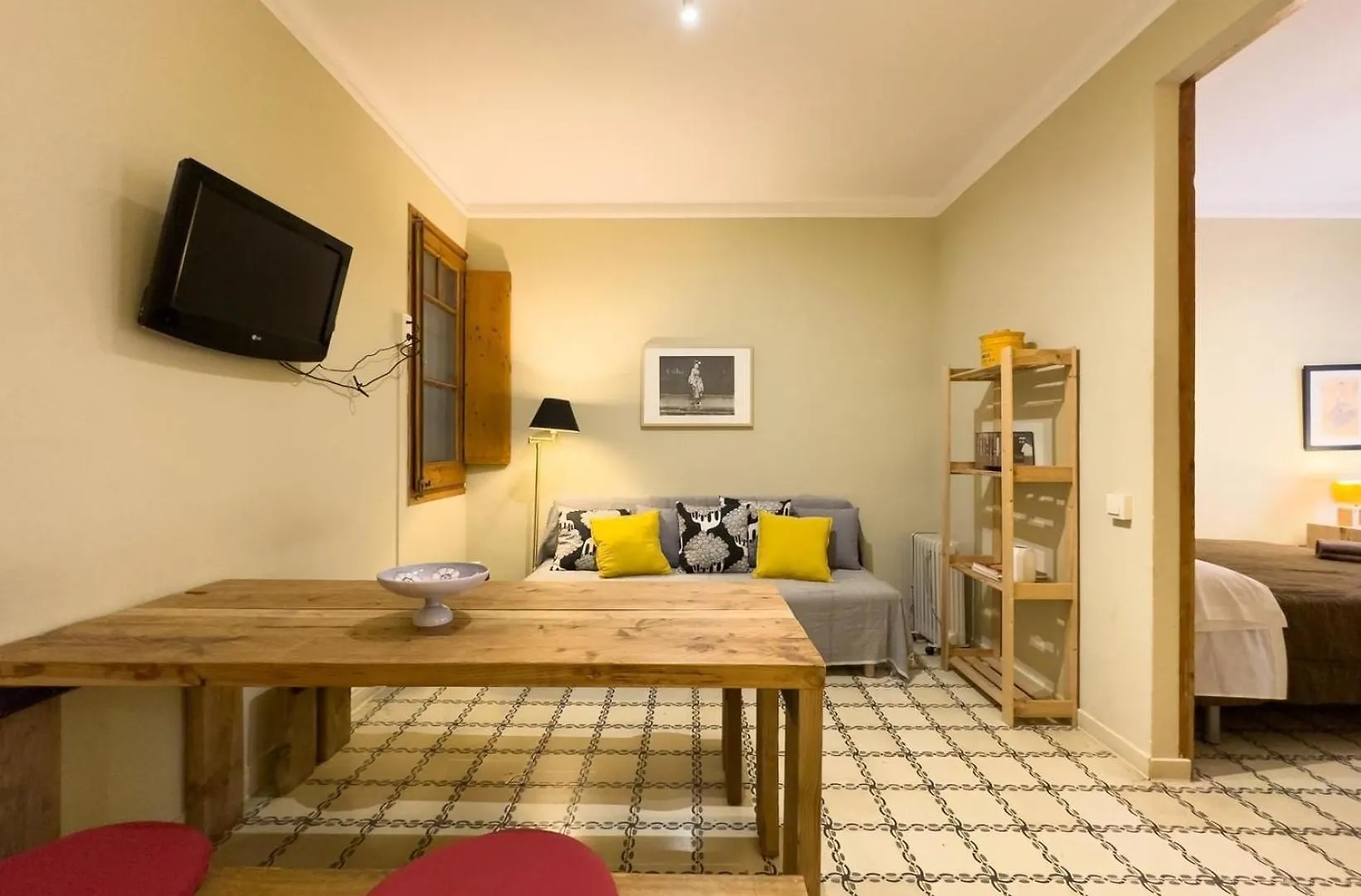 Ferienwohnung Fuer 3 Personen Ca 65 Qm In Barcelona-Gracia, Costa Brava Costa Del Maresme Barcelona